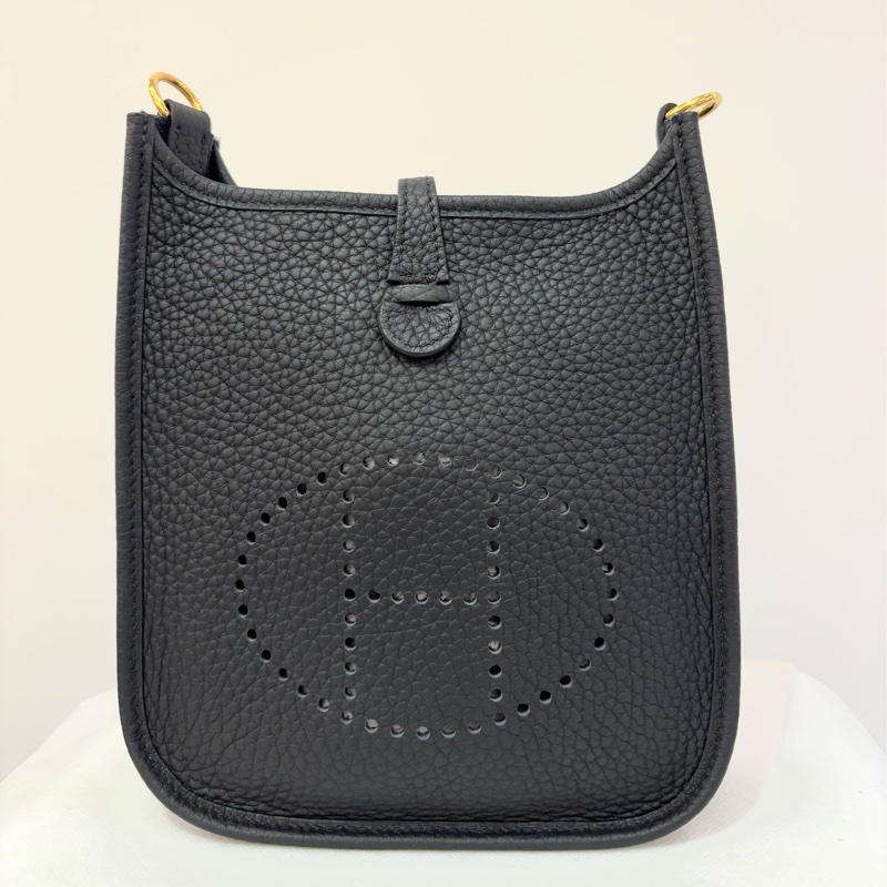 黑牛皮金釦MINI EVELYNE TC皮-1