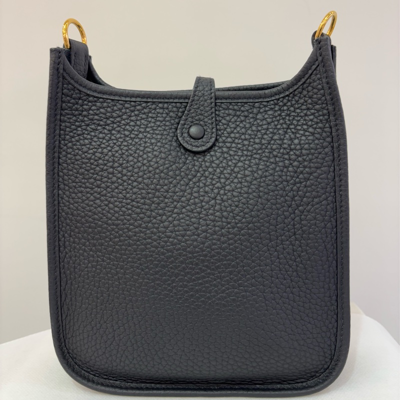 黑牛皮金釦MINI EVELYNE TC皮-2