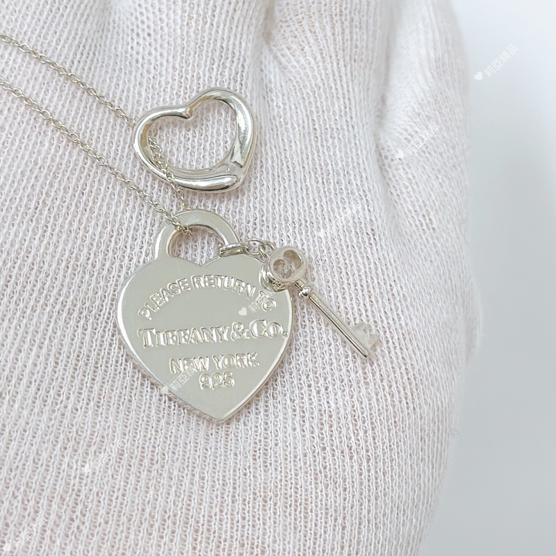 莉亞精品♡ Tiffany&co 鑰匙愛心項鍊 +心型墜飾 二手美品-1