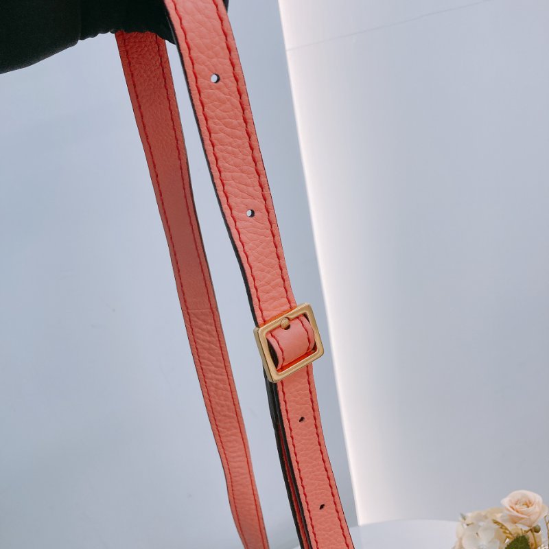 MS0482 Chloe 蔻依 半月 馬鞍 牛皮 小號 蜜桃色 珊瑚色 金扣 斜背包 Marcie Saddle Crossbody Bag Small Peach x GHW-18