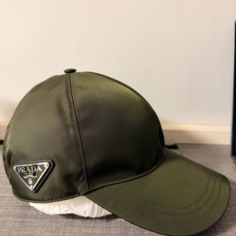 PRADA 男裝大碼帽