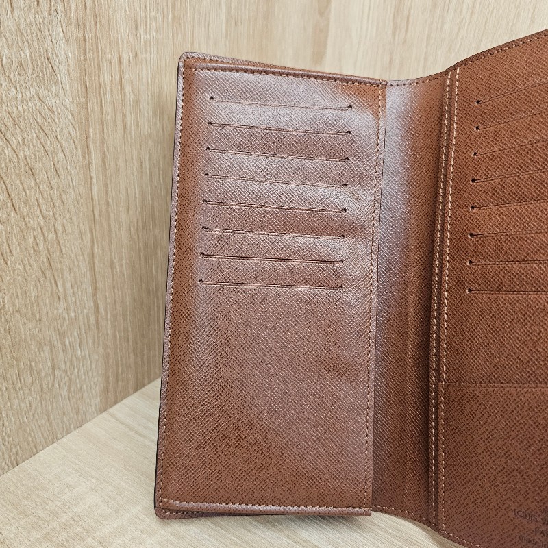 [經典款過年出清❣️] LV老花金釦對開長夾-3