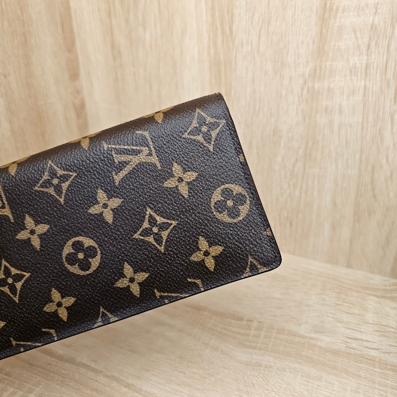 [經典款過年出清❣️] LV老花金釦對開長夾-11