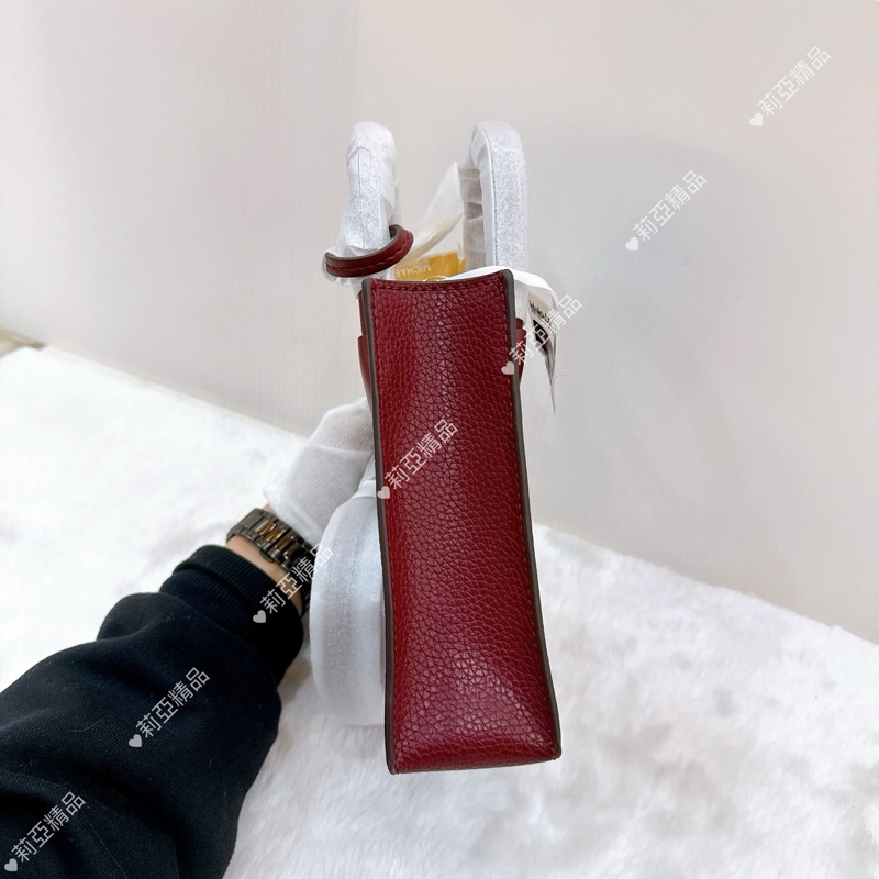 莉亞精品♡ MK 酒紅琴譜包 二手-4