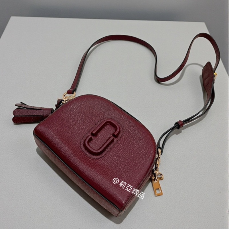 莉亞精品♡MJ 半月包 酒紅 二手-0