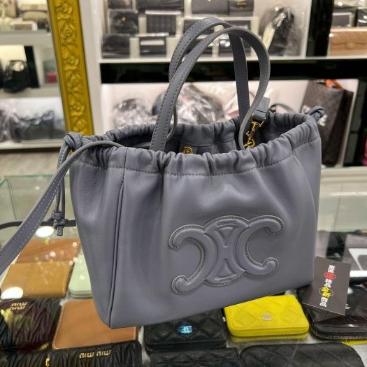 東區正精品㊣CELINE CUIR TRIOMPHE CABAS 111013 全新未使用水藍色全皮吸扣抽繩包手提斜背包 RZ6142-1