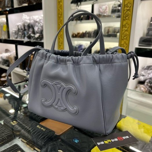 東區正精品㊣CELINE CUIR TRIOMPHE CABAS 111013 全新未使用水藍色全皮吸扣抽繩包手提斜背包 RZ6142-2
