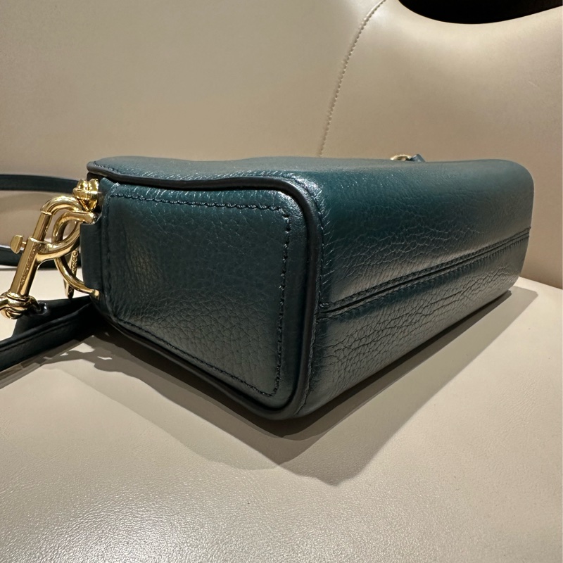 MARC JACOBS半月形雙層拉鏈包-8