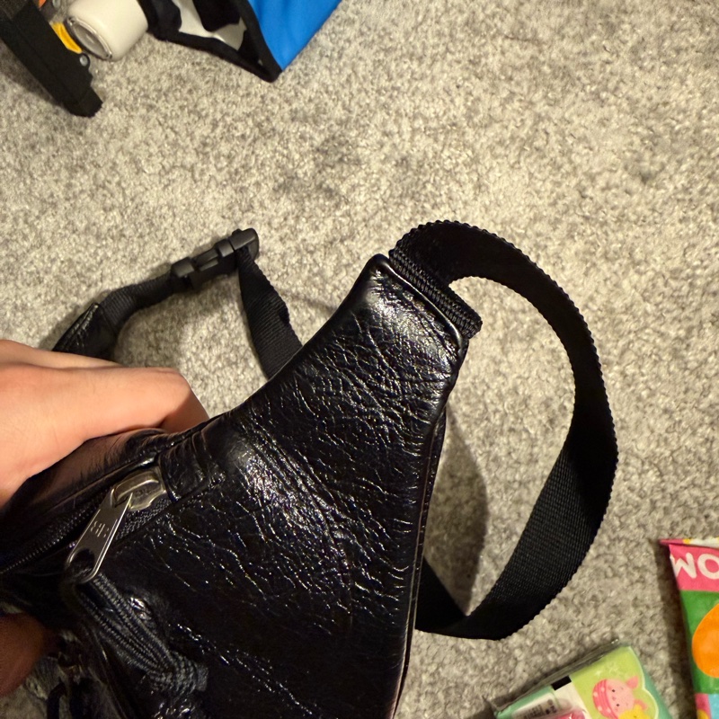 EXPLORER BELTPACK IN BLACK 腰包-5