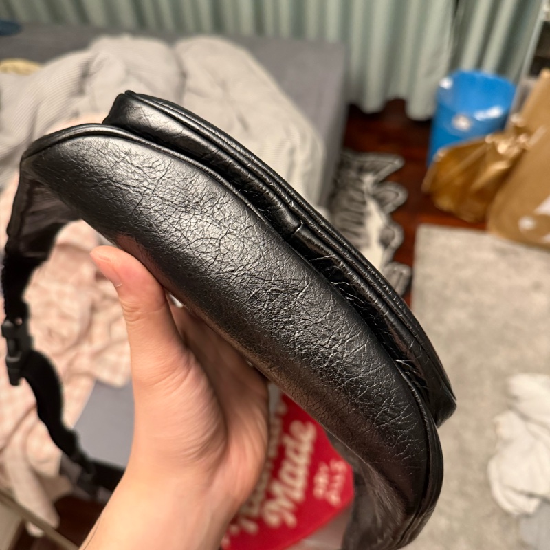 EXPLORER BELTPACK IN BLACK 腰包-9