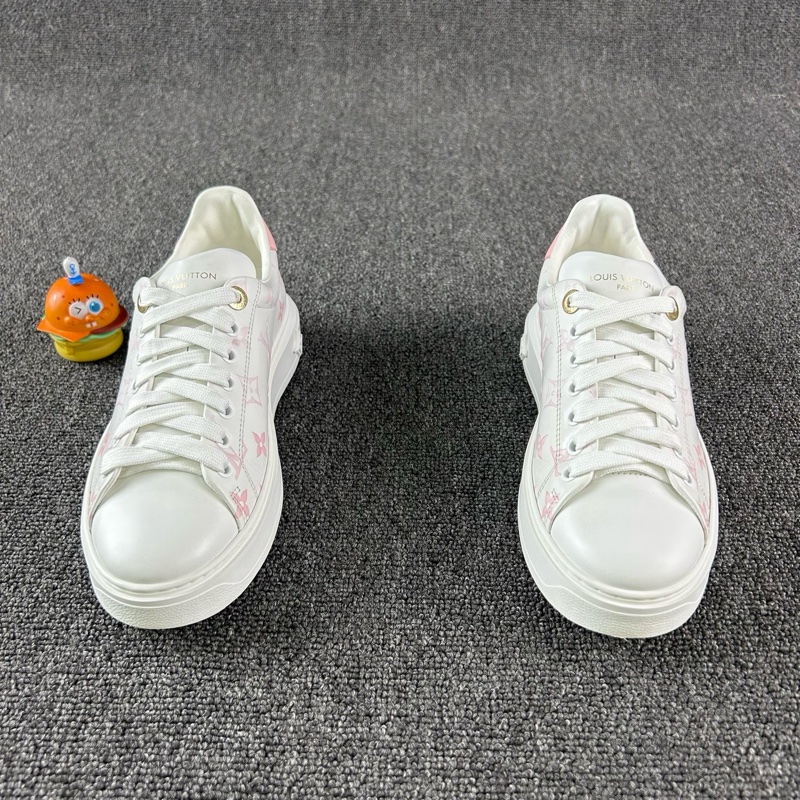 98新Louis Vuitton路易威登白粉Time Out老花板鞋 尺碼：36.5 码-2