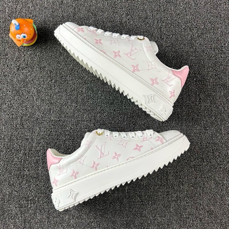 98新Louis Vuitton路易威登白粉Time Out老花板鞋 尺碼：36.5 码-3