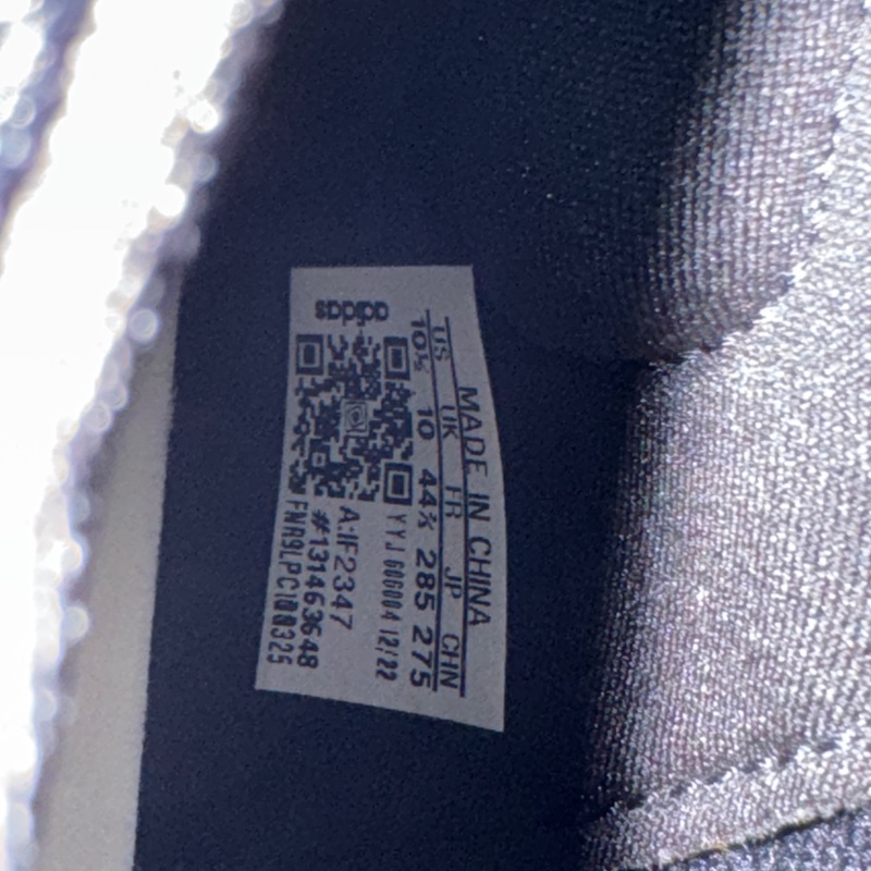 Y-3 ULTRABOOST LIGHT-9