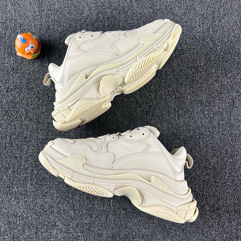 98新巴黎世家灰色Triples老爹鞋 尺碼:38 碼-2