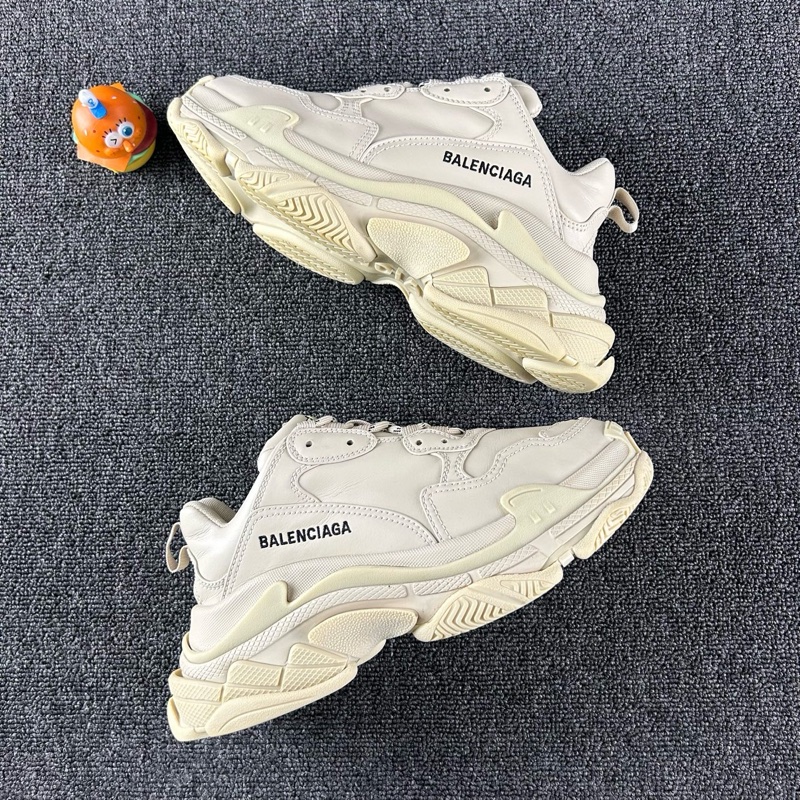 98新巴黎世家灰色Triples老爹鞋 尺碼:38 碼-3