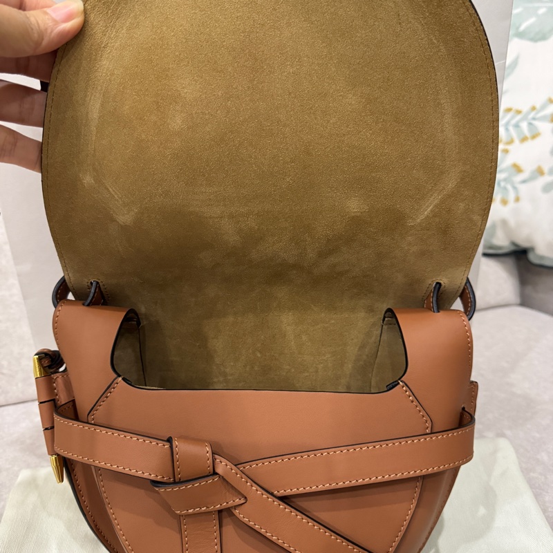 LOEWE 焦糖色 small gate-3