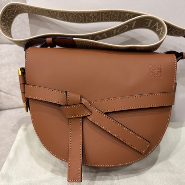 LOEWE 焦糖色 small gate-5