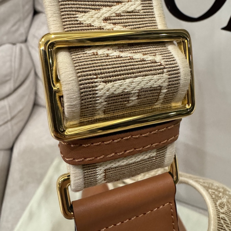 LOEWE 焦糖色 small gate-11