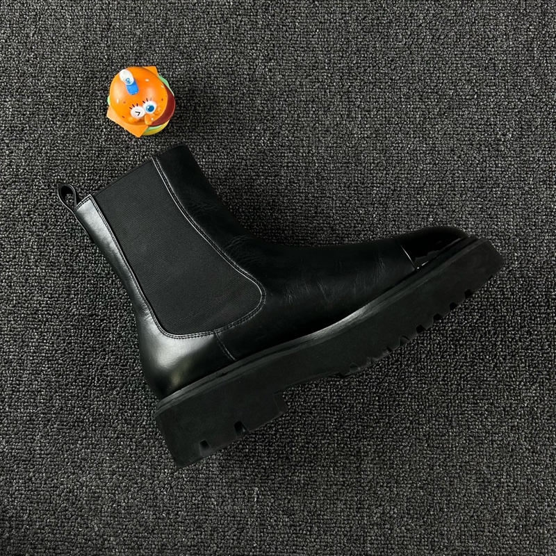 98新Chanel香奈兒黑色切爾西靴 尺碼：38 碼-3