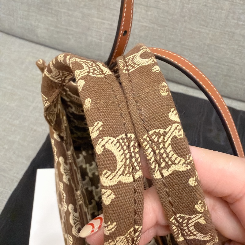 Celine 經典凱旋門托特包-2