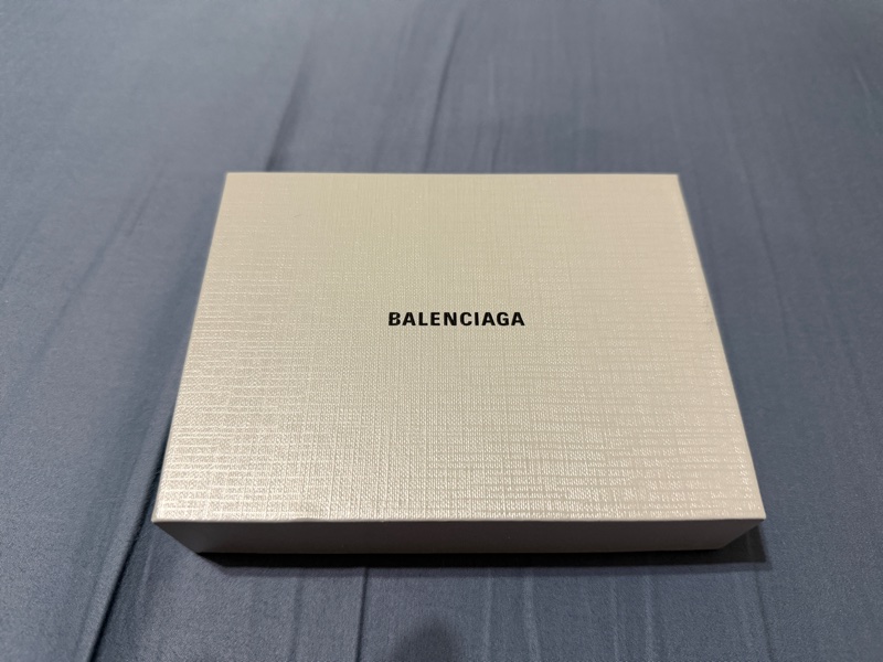 BALENCIAGA 巴黎世家 Le Cagole 經典 鉚釘塗鴉羊皮卡片零錢包-8