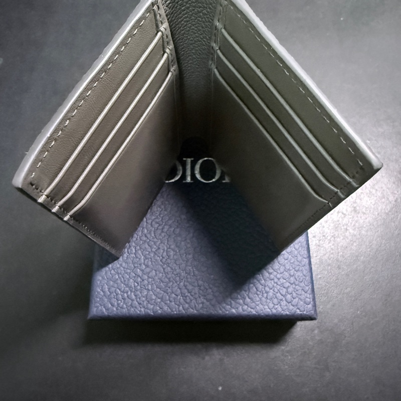 Dior 直式對折卡夾-3
