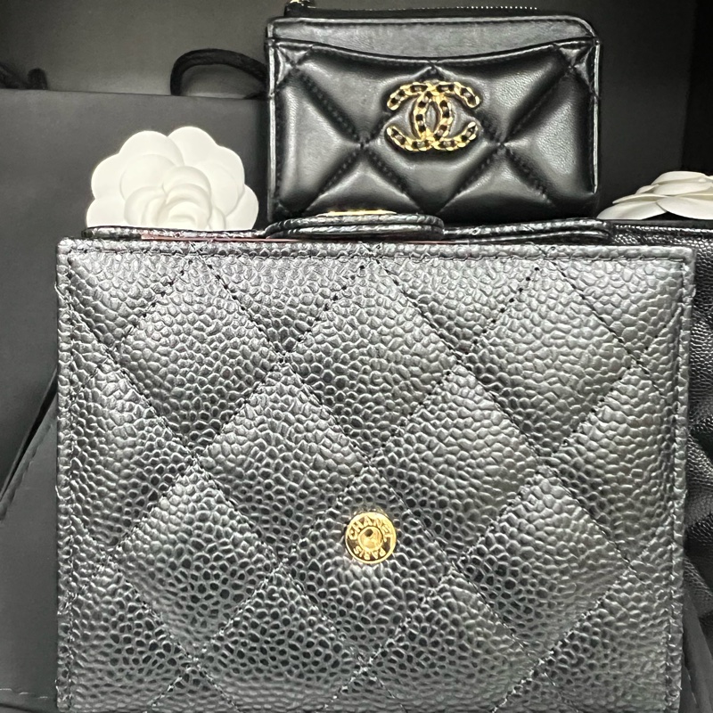 CHANEL  經典CF 三折短夾芯片款 全新（全配）-2