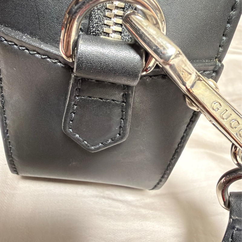 少用閒置品_大全配_台灣購證_Gucci_經典黑老花相機包_5748865RLN-22