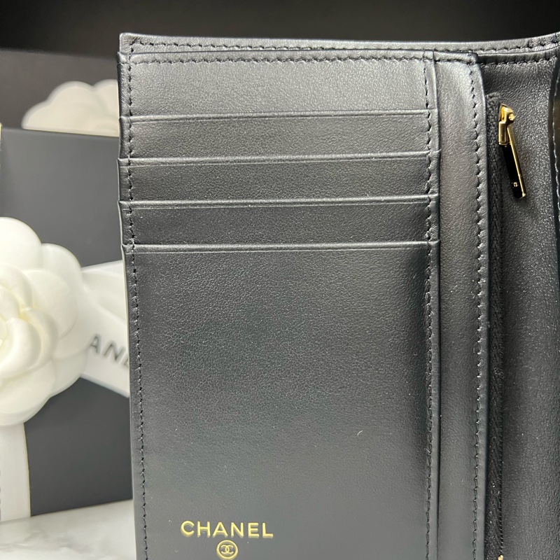CHANEL Coco Crush 護照錢包（全新 全配）-5