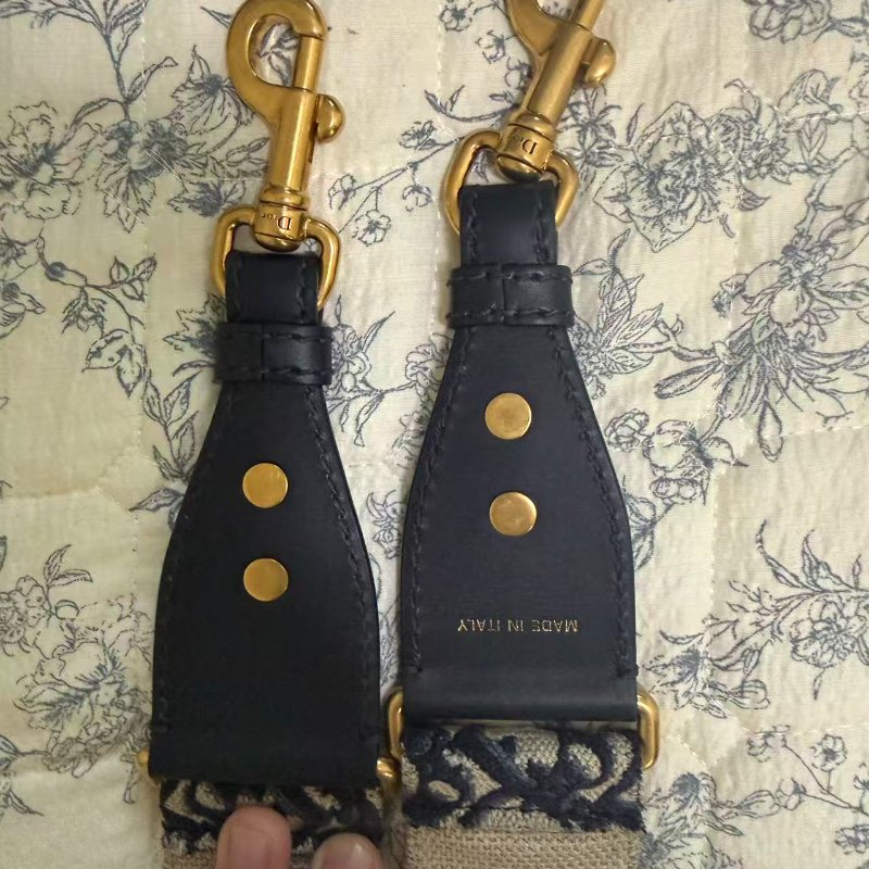 迪奧 老花印花肩背帶-1