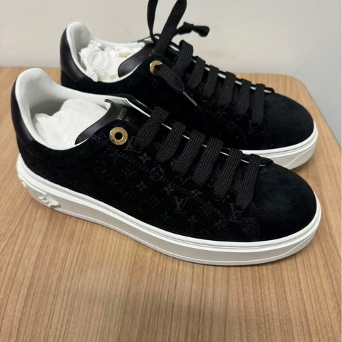 閑置未使用 lv 女款休閑鞋 36.5 碼