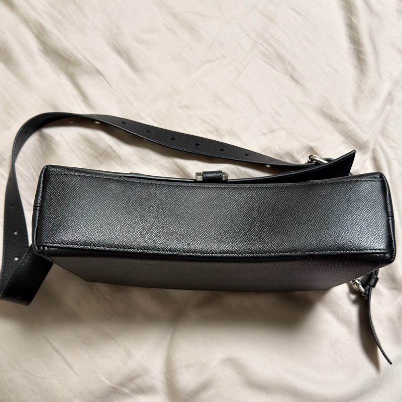 二手閒置品_台灣購證_Balenciaga_巴黎世家_男版沙漏包_24SS_Downtown 單肩包_ 7364732AABJ-4