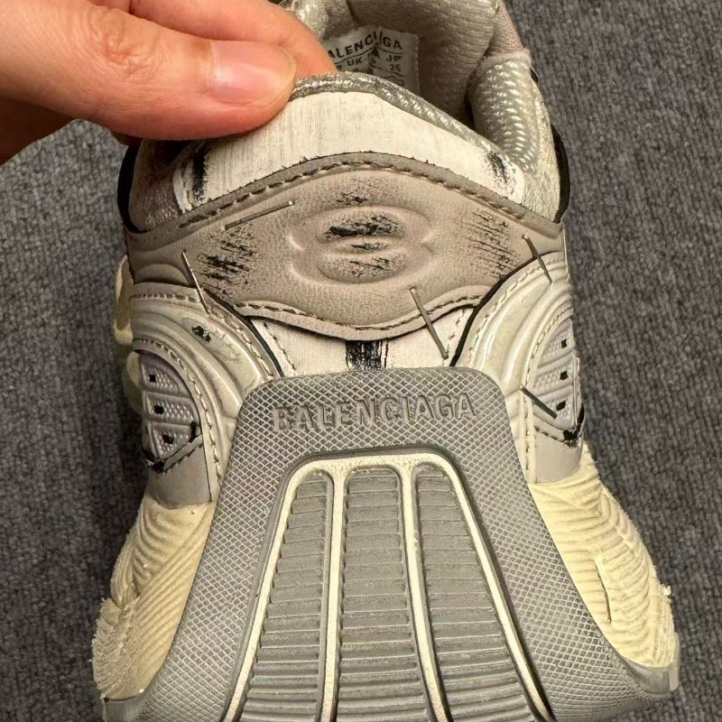 巴黎世家 Stapler 釘書機 低筒復古老爹鞋 米色 39 號-7