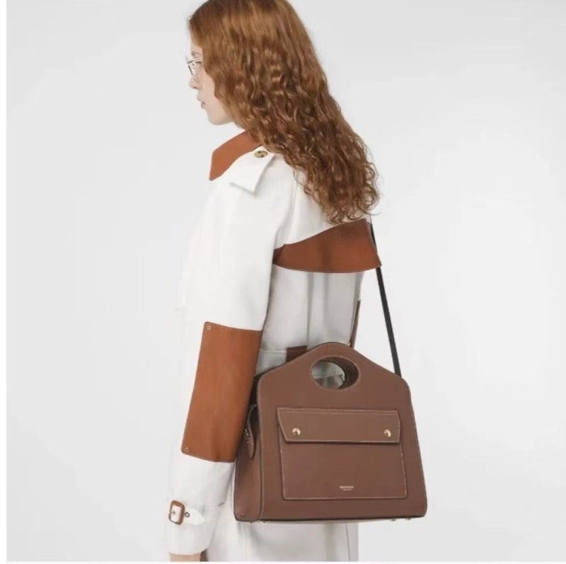 Burberry 經典焦糖色Pocket Bag口袋包全皮郵差斜背包31×12×29.5 98新配件塵袋-0