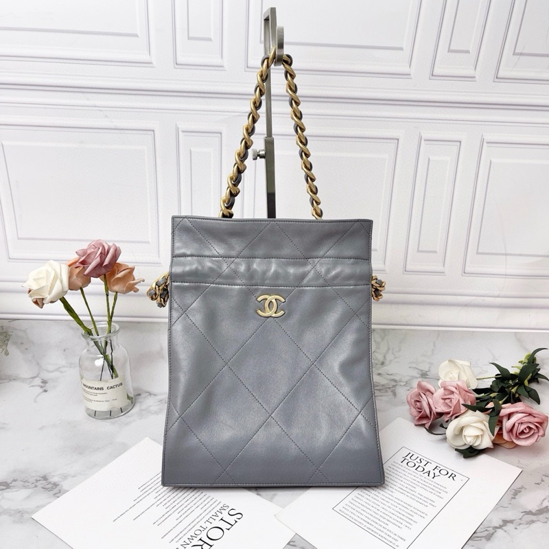 chanel 灰色羊皮福袋抽繩水桶手提包 21.5*26.5*7cm 98新配件塵袋-3