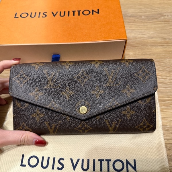 LV 經典老花長夾-0