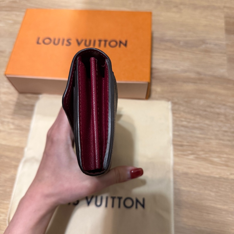 LV 經典老花長夾-8