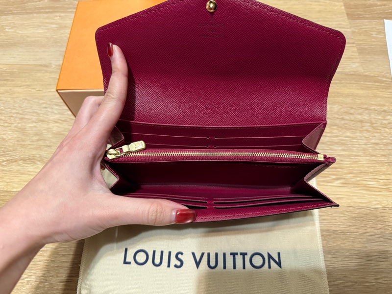 LV 經典老花長夾-13