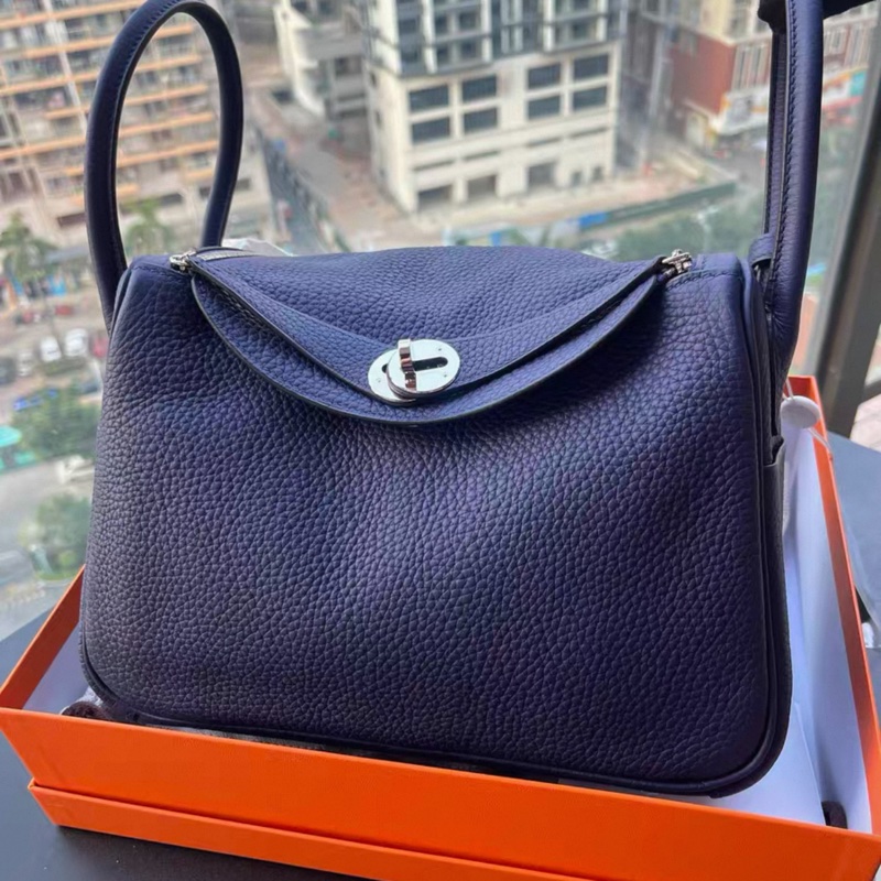 愛馬仕 Lindy26 午夜藍銀扣 tc皮 d刻-12
