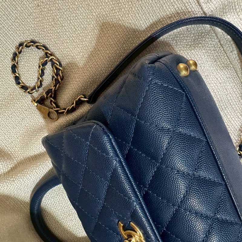 小巴黎二手名牌真品Chanel coco handle 午夜藍金釦-16