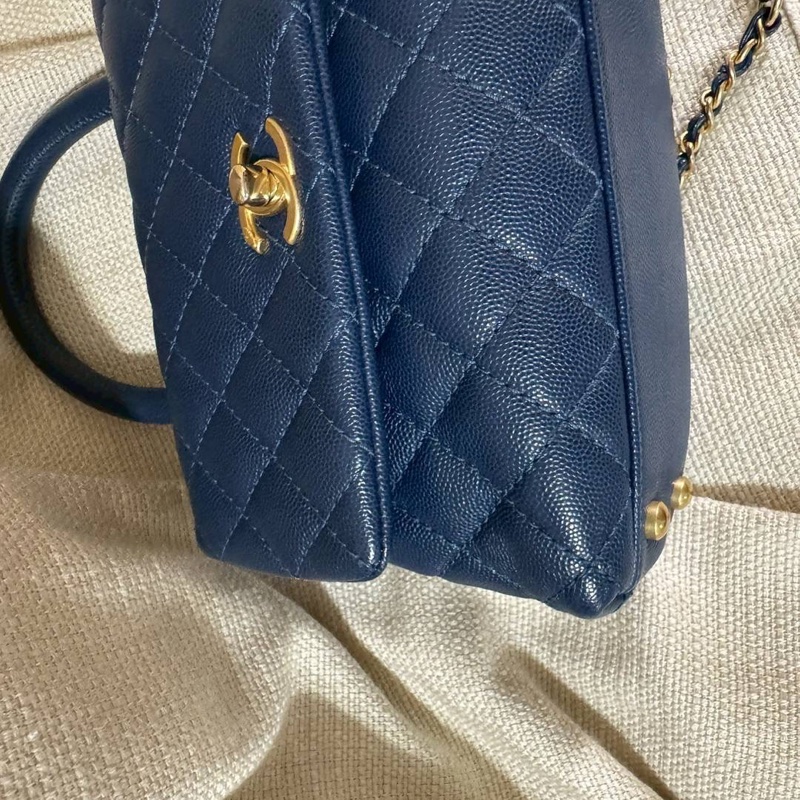 小巴黎二手名牌真品Chanel coco handle 午夜藍金釦-17