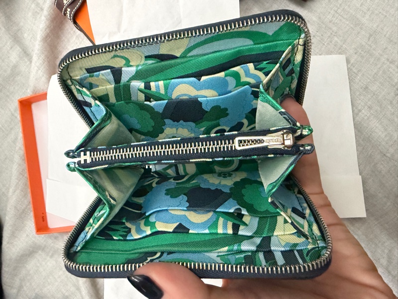 全新 Hermes Silk'In短夾 絲巾短夾 午夜藍-1