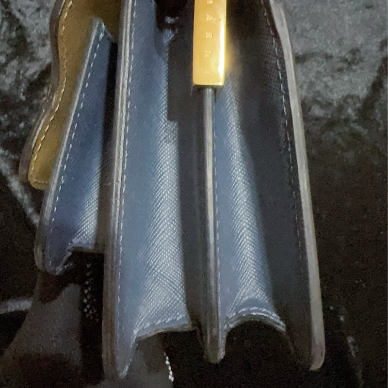 Marni Trunk 小牛皮郵差包-1