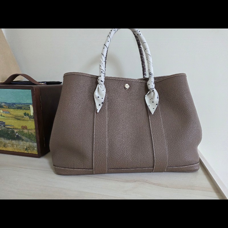 近新閒置花園包Garden Party 36 大象灰金剛色-16