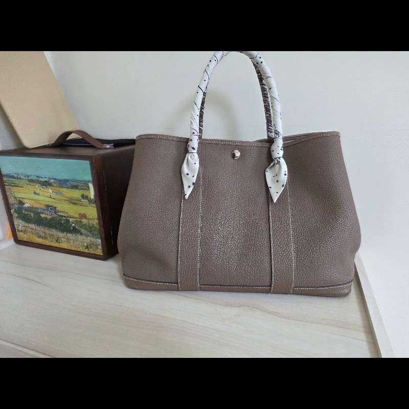 近新閒置花園包Garden Party 36 大象灰金剛色-18