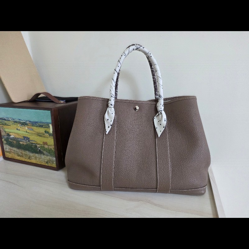 近新閒置花園包Garden Party 36 大象灰金剛色-19