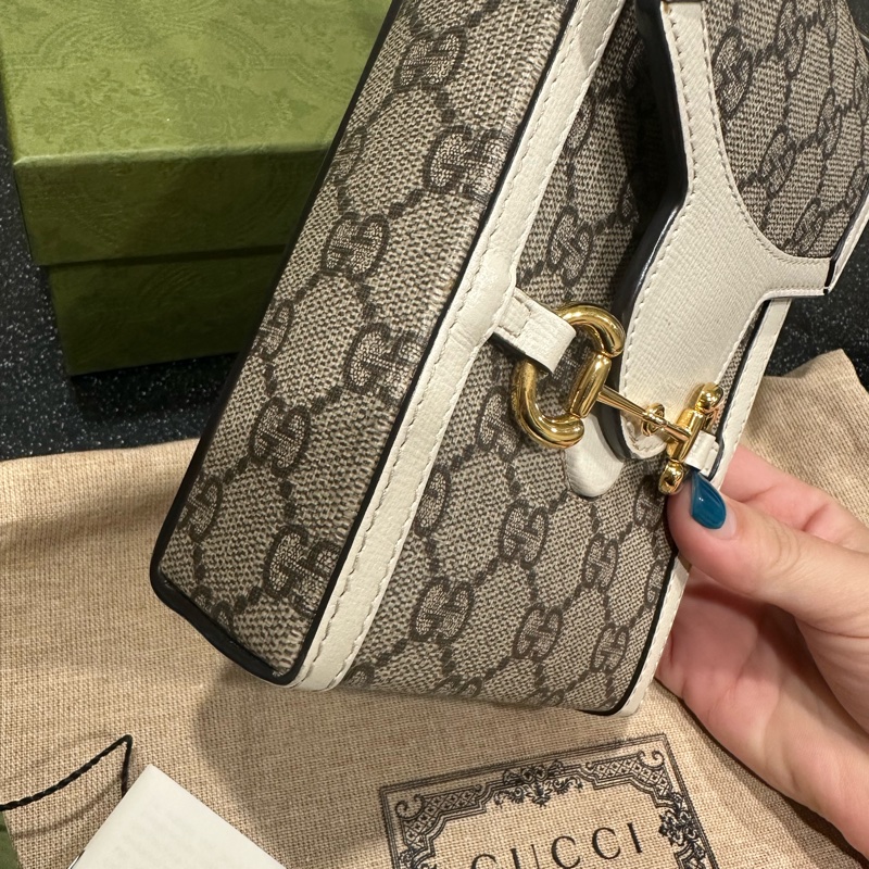Gucci馬銜扣手機包斜背包9新-1