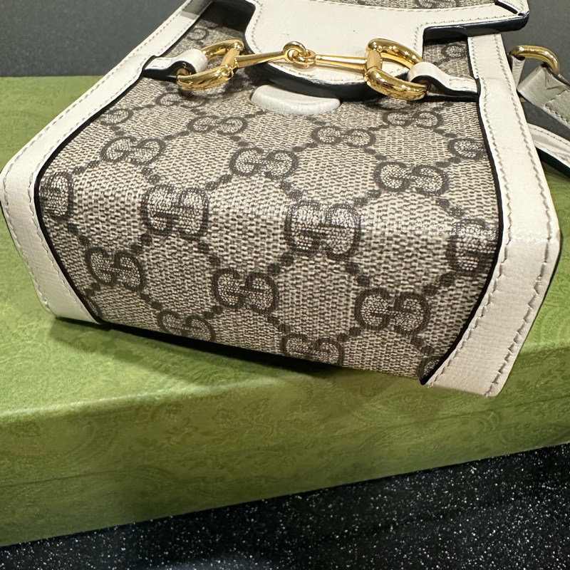 Gucci馬銜扣手機包斜背包9新-4