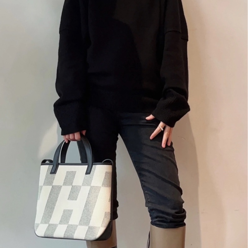 ✨Hermes 閒置新未使用 全套有購證 Cabas H En Biais 27 小號-2