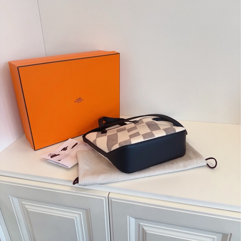 ✨Hermes 閒置新未使用 全套有購證 Cabas H En Biais 27 小號-7